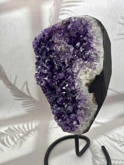 Sibirischer Amethyst auf Ständer - 11kg