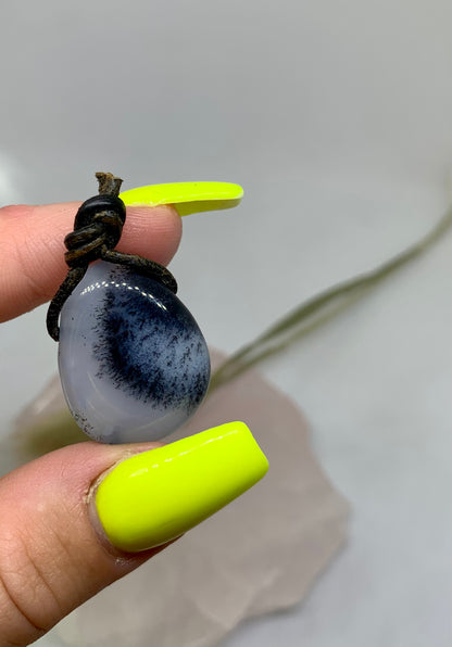 Dendriten chalcedon Anhänger gebohrt