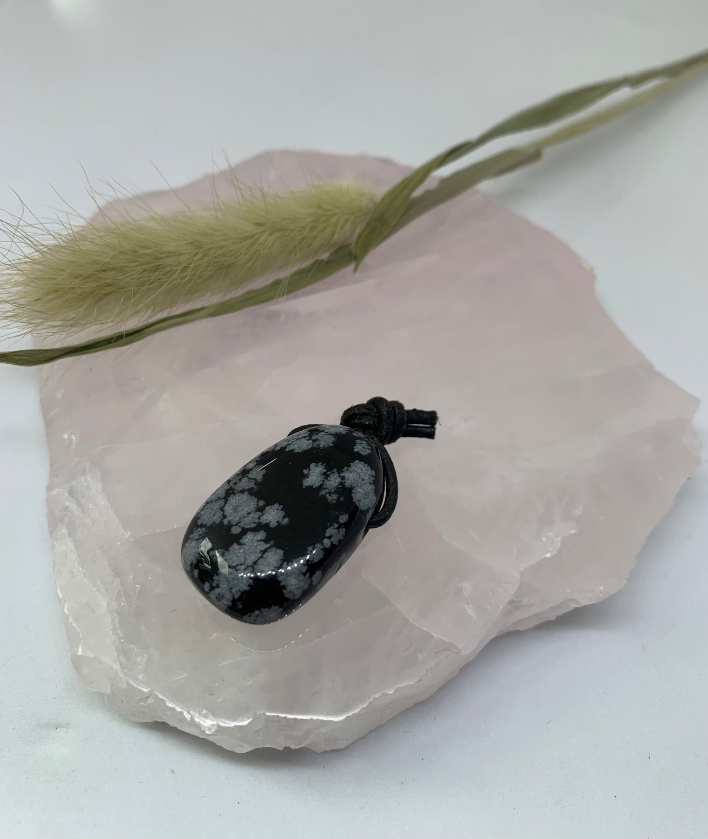 Schneeflocken Obsidian Anhänger gebohrt